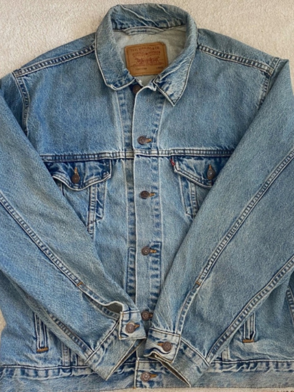 Vintage Levi’s 70507-0389 Denim Jean Trucker Jacket Made in USA Size L 90s